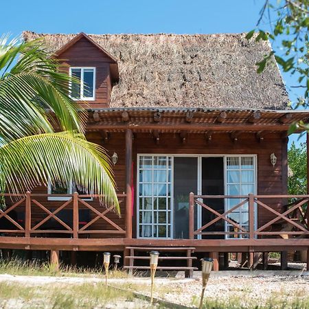 Casa Calamar ホルボックス島 エクステリア 写真