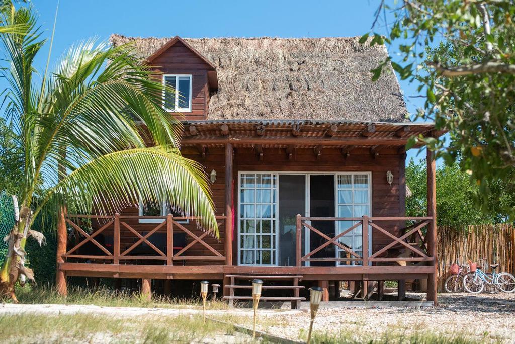Casa Calamar ホルボックス島 エクステリア 写真